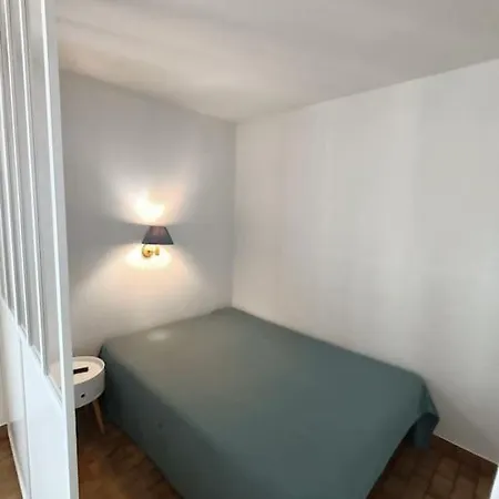 Maison Chaleureuse Avec Piscine Chauffee 생-조르주-돌레롱